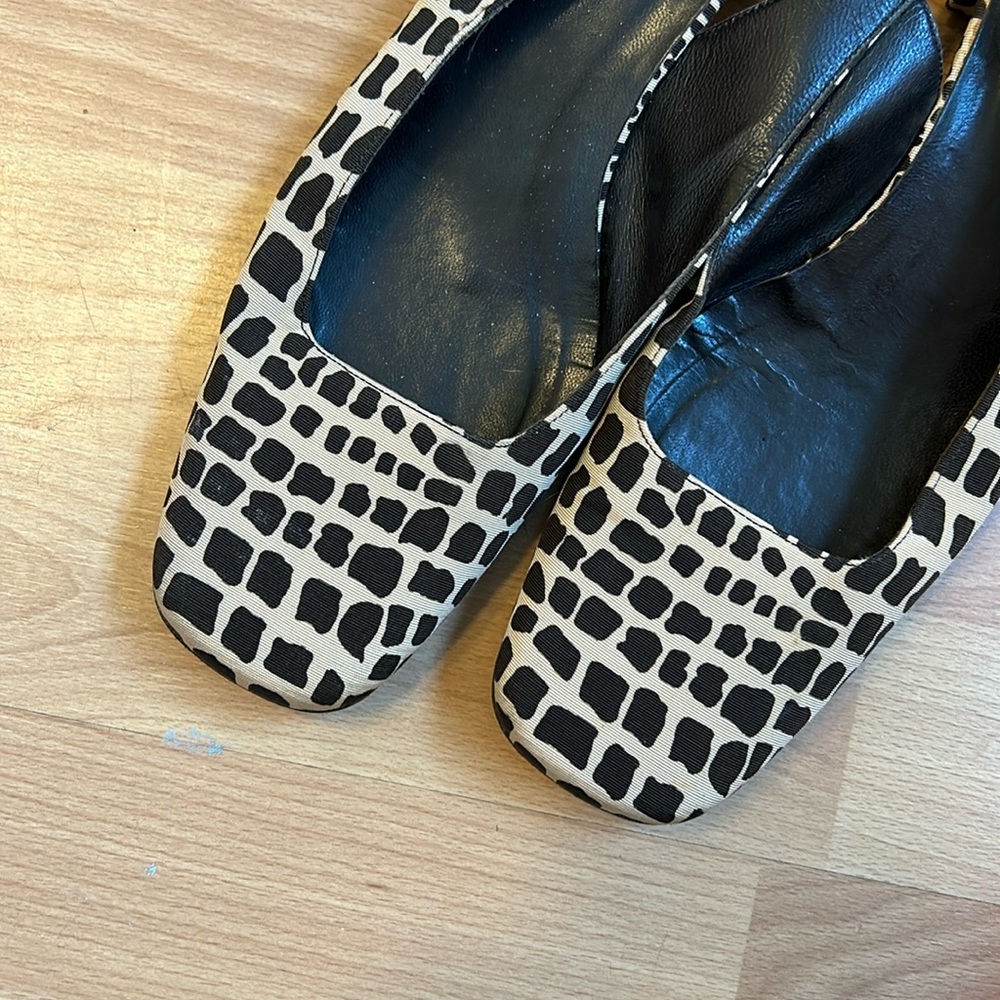 Kate spade giraffe sling back